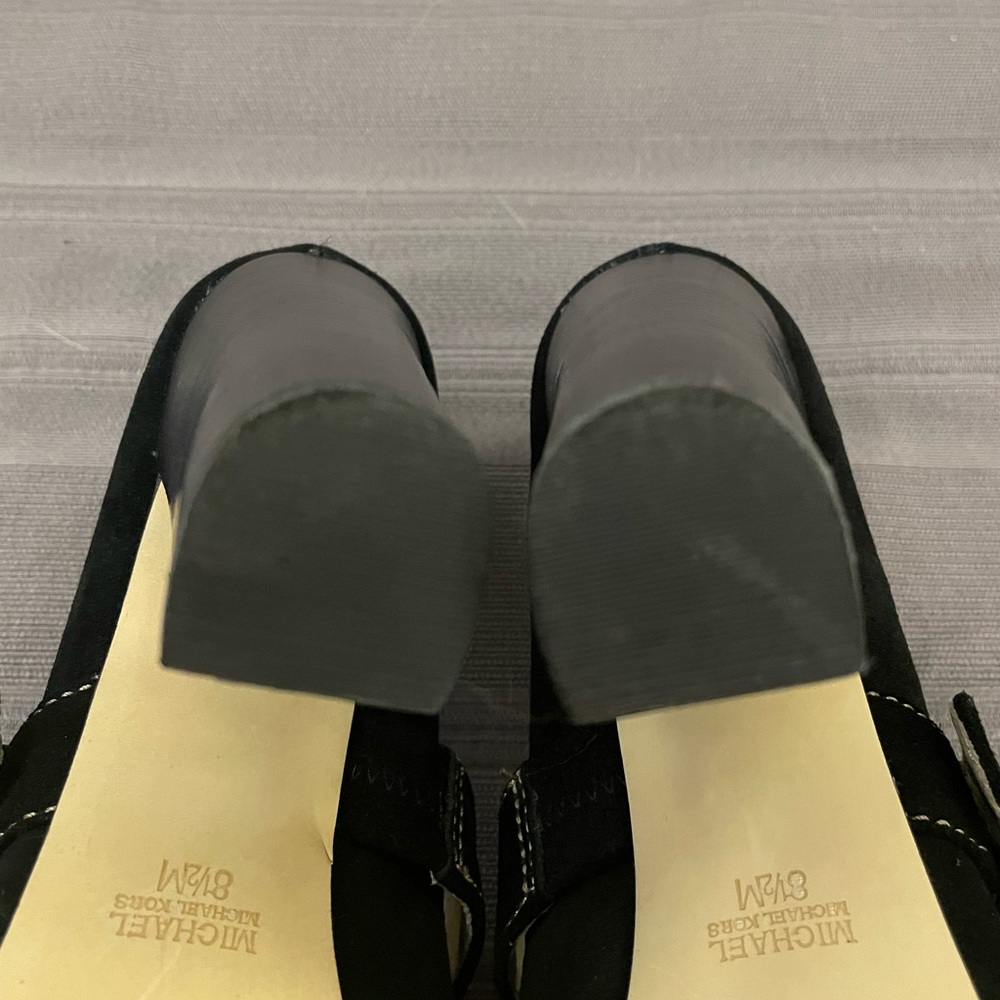 Michael Kors Annabel T-Strap 8.5, Black - Picture 4 of 9
